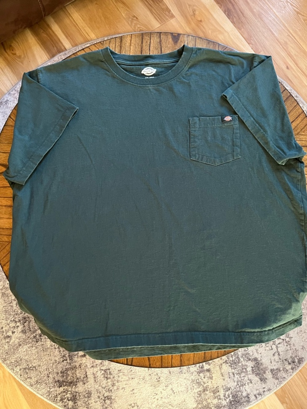 Dickies Men's Forest Green Pocket Short-Sleeve Tee